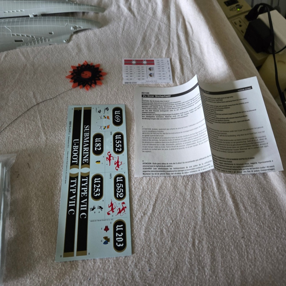 Revell German Submarine VII C Wolf Pack 1:72 Scale Model Kit 05015 Factory Seal - Picture 15 of 16